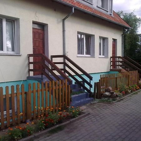 Apartamenty, Pokoje, Noclegi Pracownicze " Skarpa" Wilkasy Exterior foto